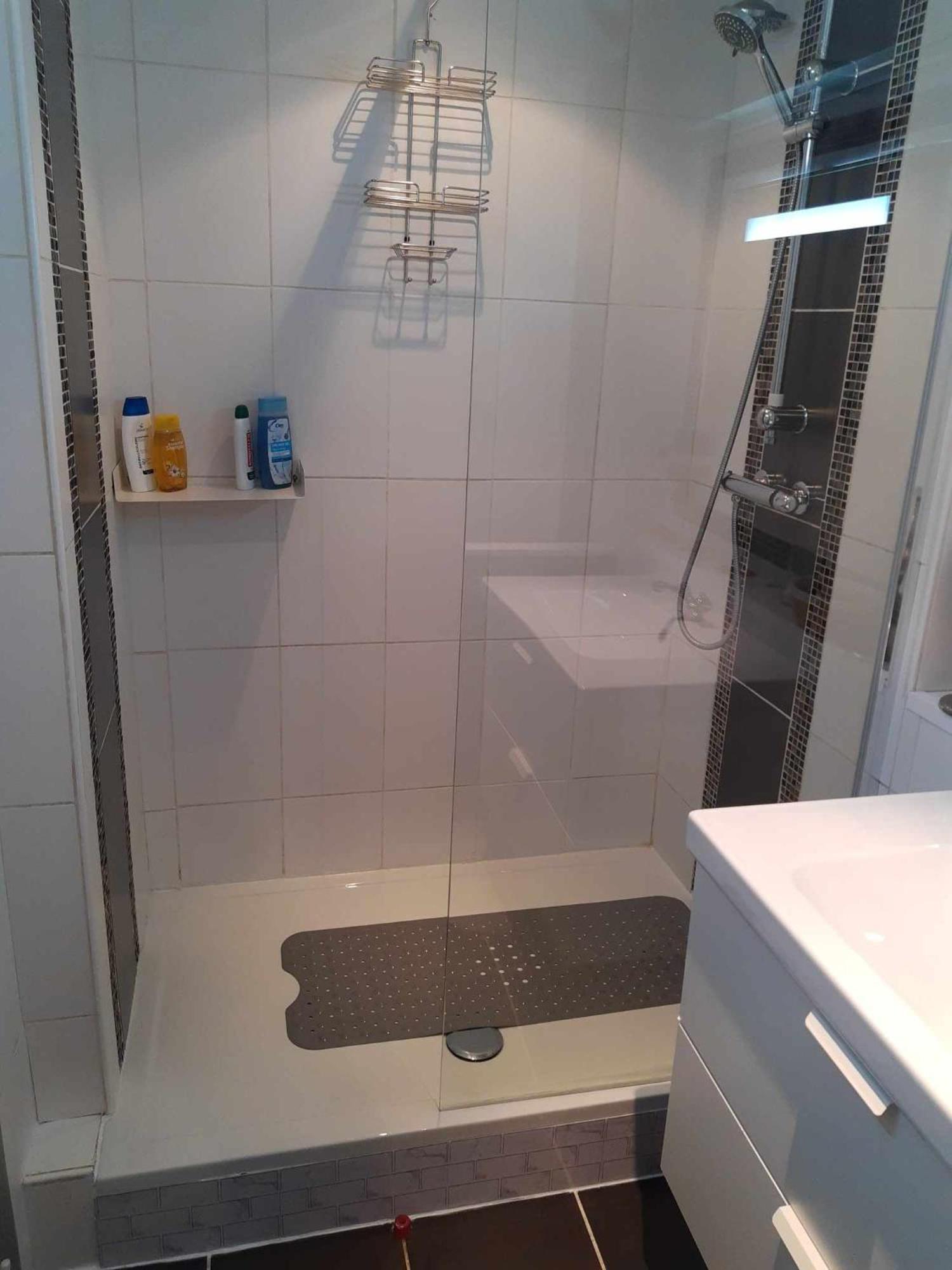 הרסטל Agreable Maison Avec Cour A 10Min De Liege מראה חיצוני תמונה